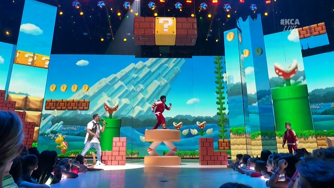 Mario And Luigi At The 2016 Kids’ Choice Awards