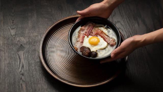 Japanese Noodles Look Delicious With Bacon 