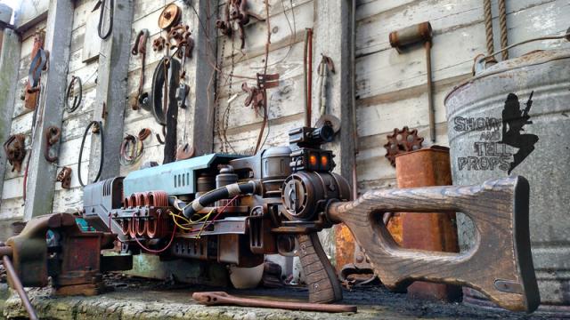 Fallout 4’s Head-Exploding Rifle As A Rusty Replica