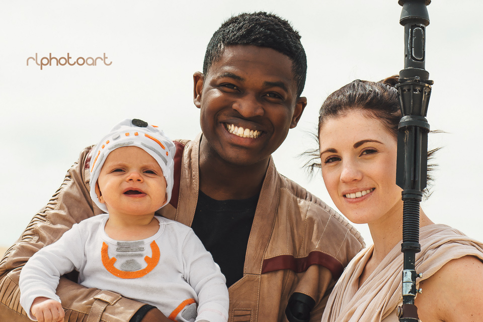 Cosplaying Finn And Rey Are A Perfect Star Wars Family