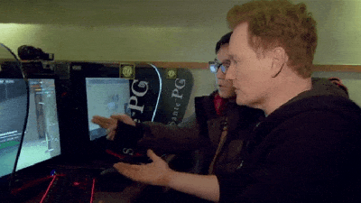 Conan O’Brien Plays StarCraft And Counter-Strike At A Korean Gaming Café 