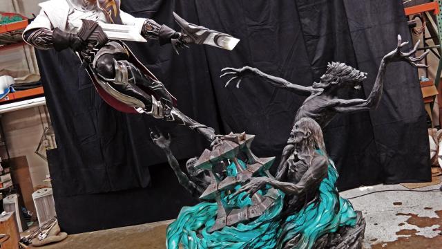 The Predator’s Designer Builds Killer League Of Legends Statue