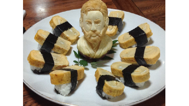 Sushi Chef Makes Star Wars Vegetable Sculptures