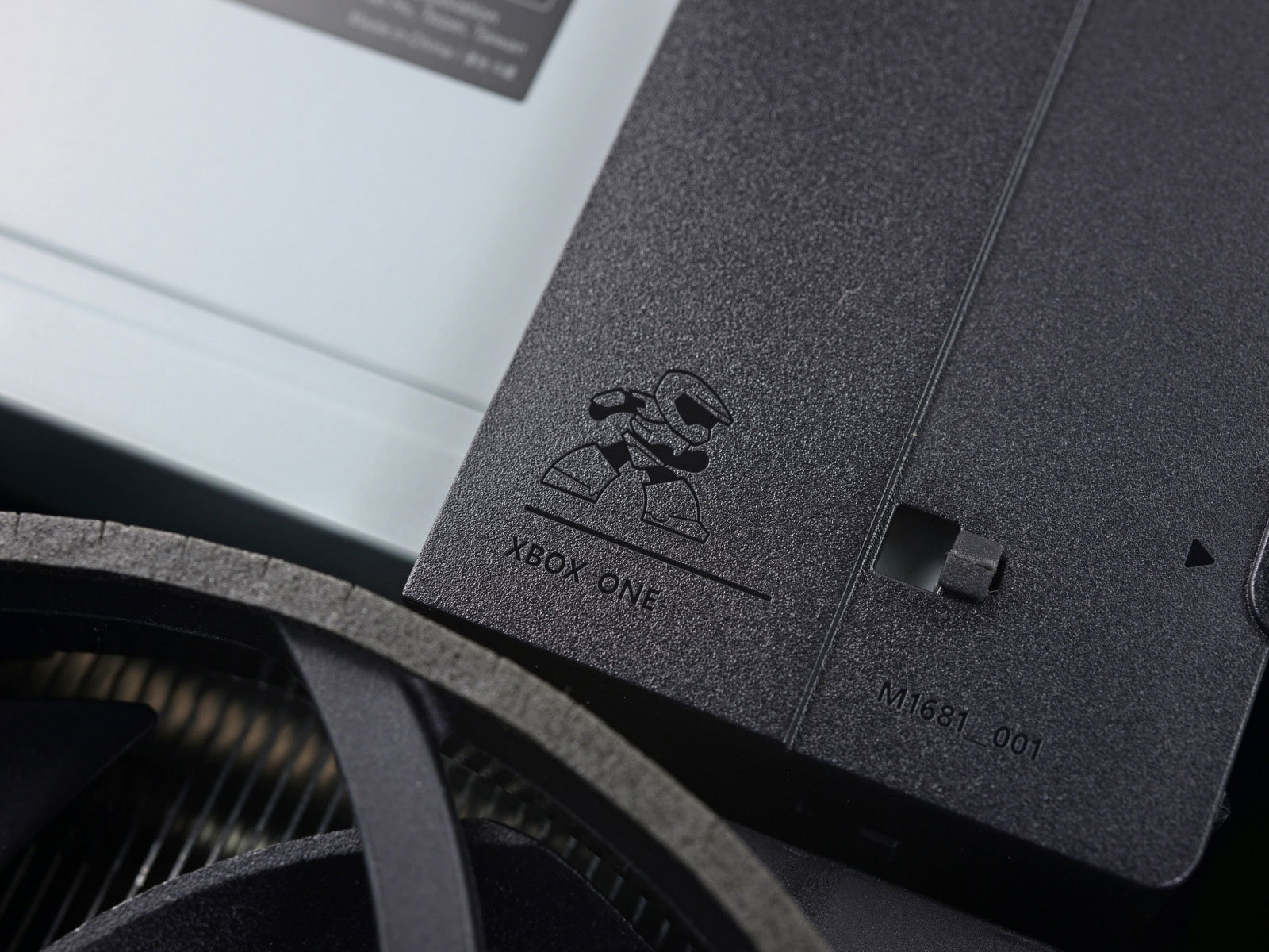 Every Xbox One S Has A Tiny Master Chief Inside