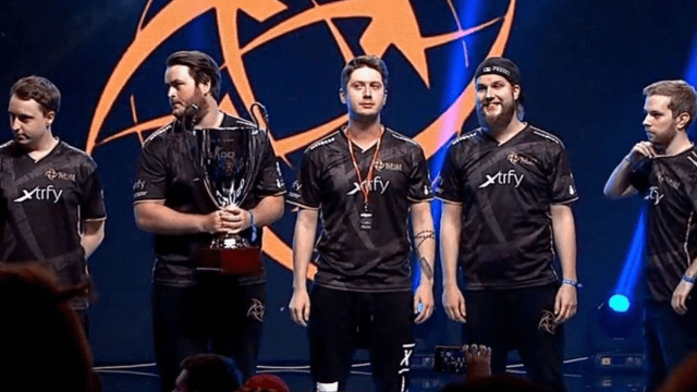 After Getting Kicked Off His Team, Counter-Strike Pro Returns To Help Them Win