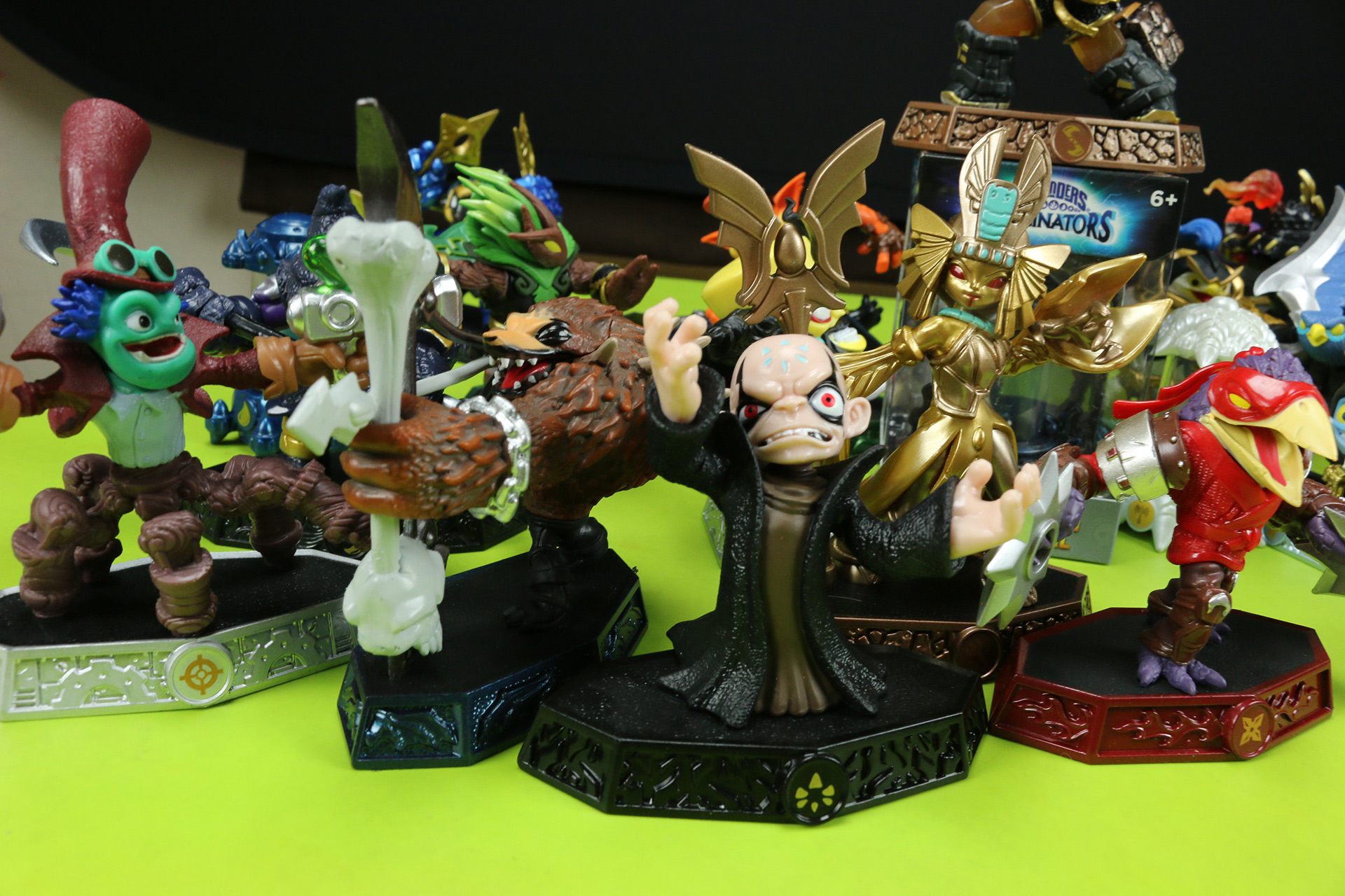 Toy Time Plays With The First Batch Of Skylanders: Imaginators Figures