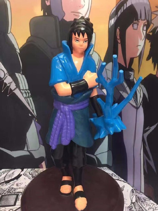 One Piece, Naruto, And Attack On Titan Turned Into Crappy Statues 
