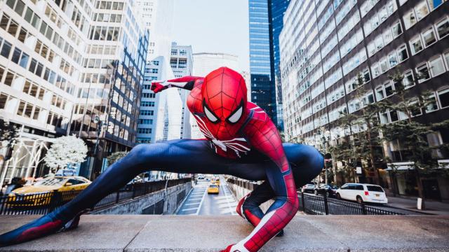 Get Me Cosplay Pictures Of Spider-Man!