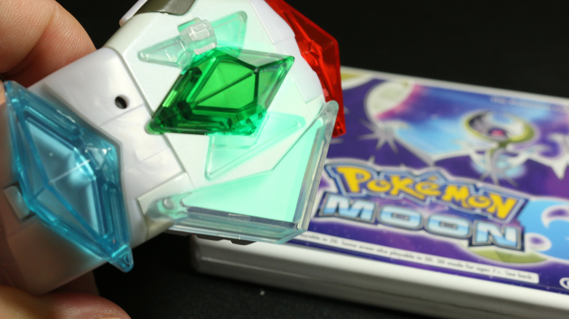 Toy Time Plays With Pokemon Sun And Moon’s Z-Ring 