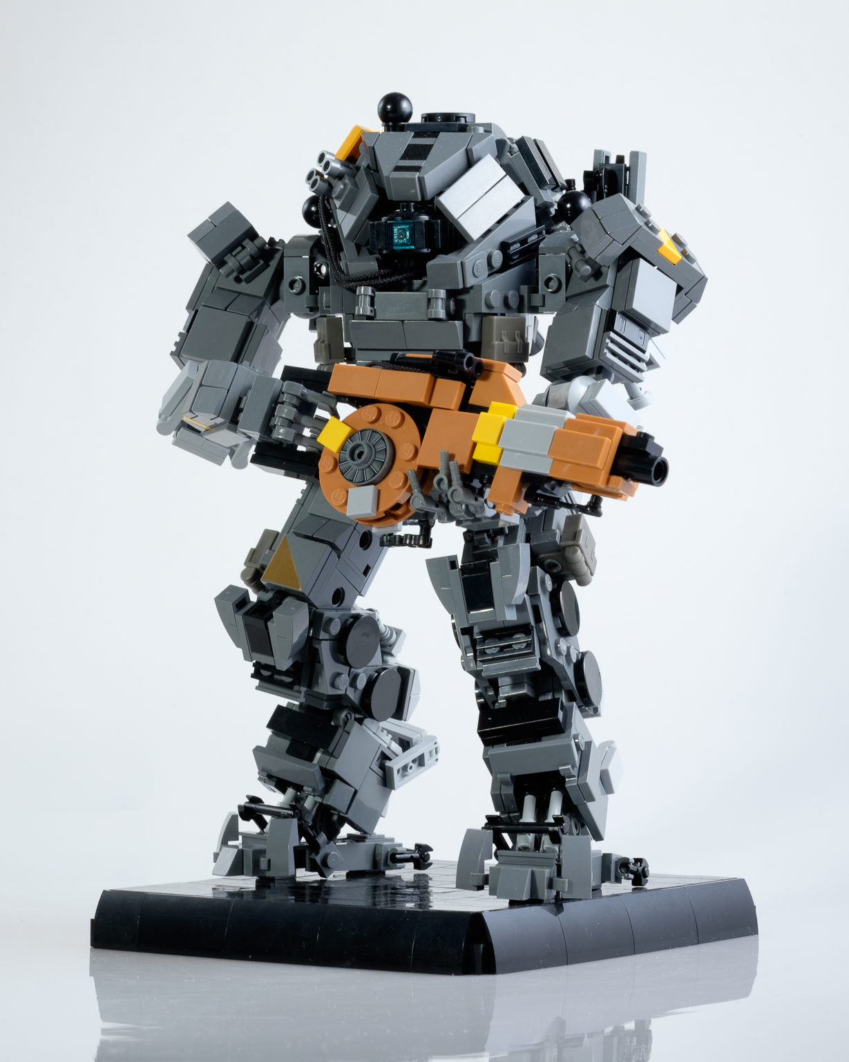 Custom Titanfall LEGO Is Great