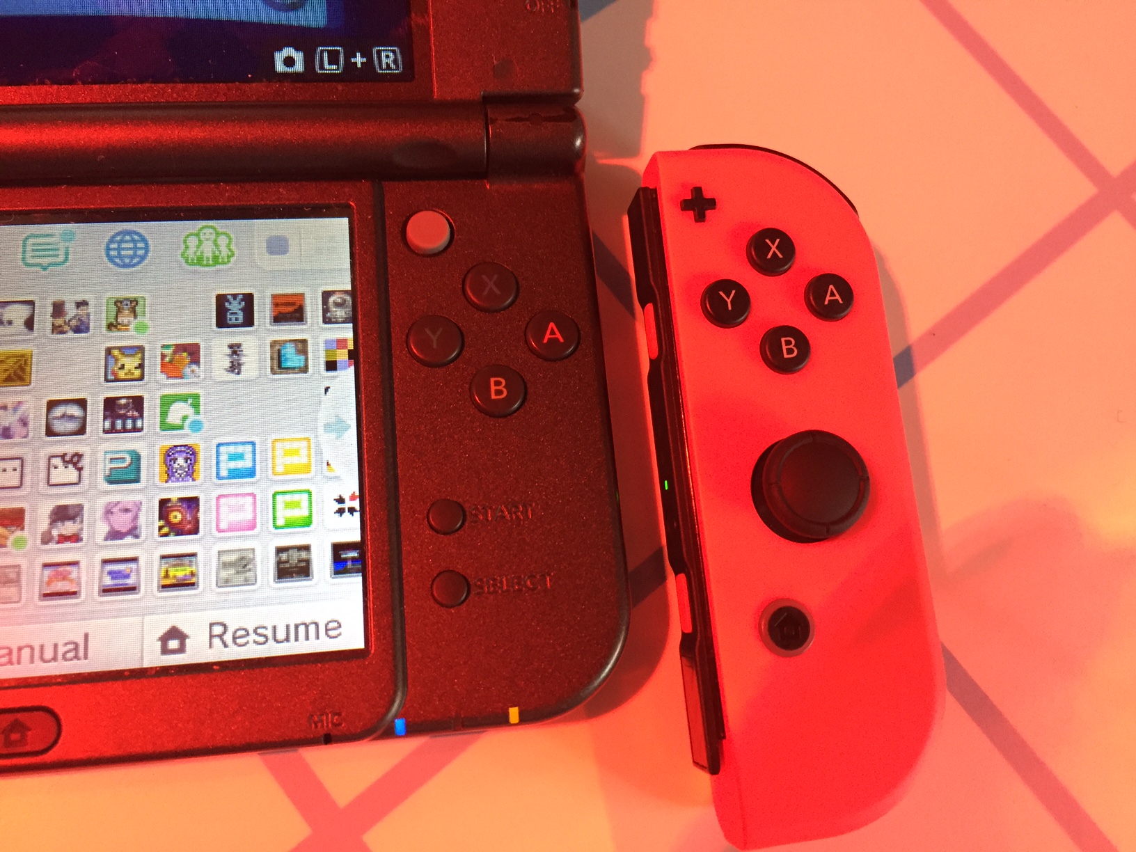 Nintendo Switch: The Size Comparison