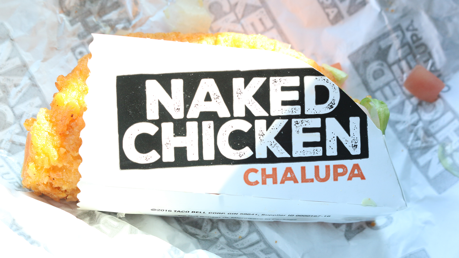 Snacktaku Eats Taco Bell’s Surprisingly Tasty Naked Chicken Chalupa