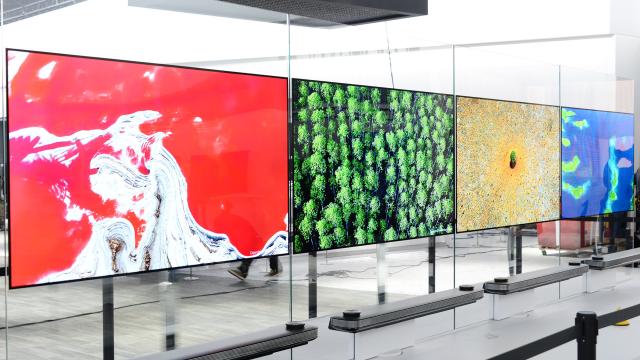 Smaller 20 To 30 Inch OLED Screens Are Coming