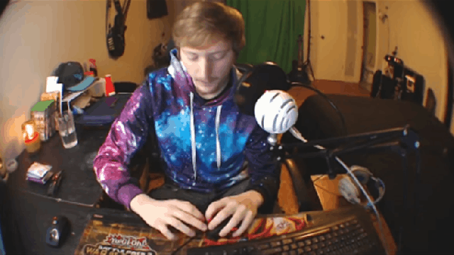 A 17-Hour Video Of A Guy Clicking His Mouse One Million Times