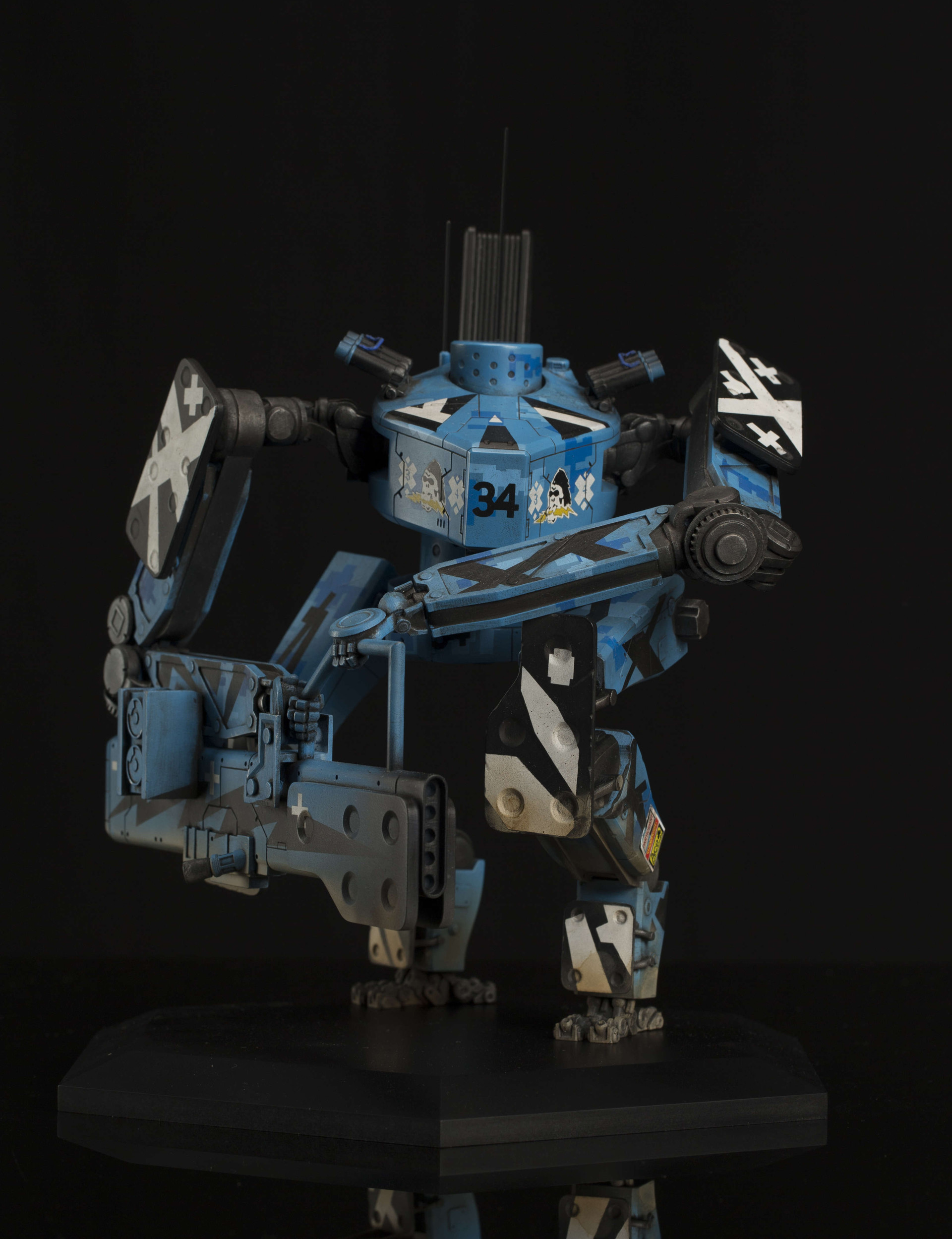 Fine Art: Hope You Like Pictures Of Giant Combat Mechs Because