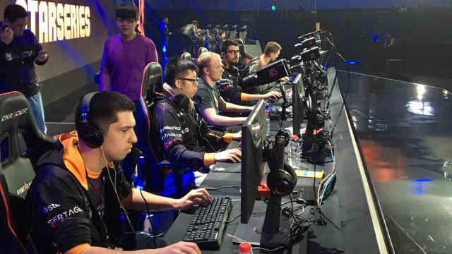The Weekend In Esports: Upsets Rock StarLadder And Mexico Hosts Halo 5 Qualifiers