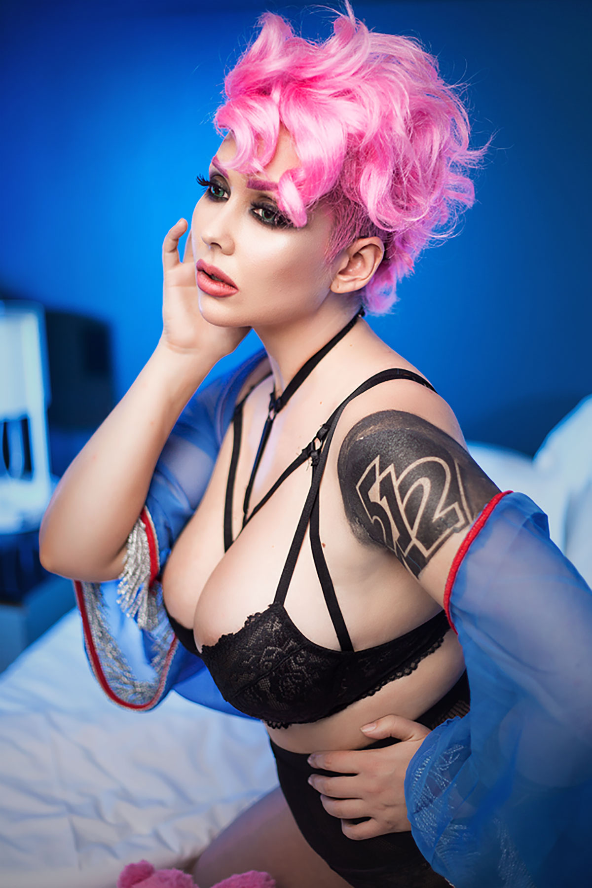 NSFW Overwatch Cosplay Was The Star Of The Show