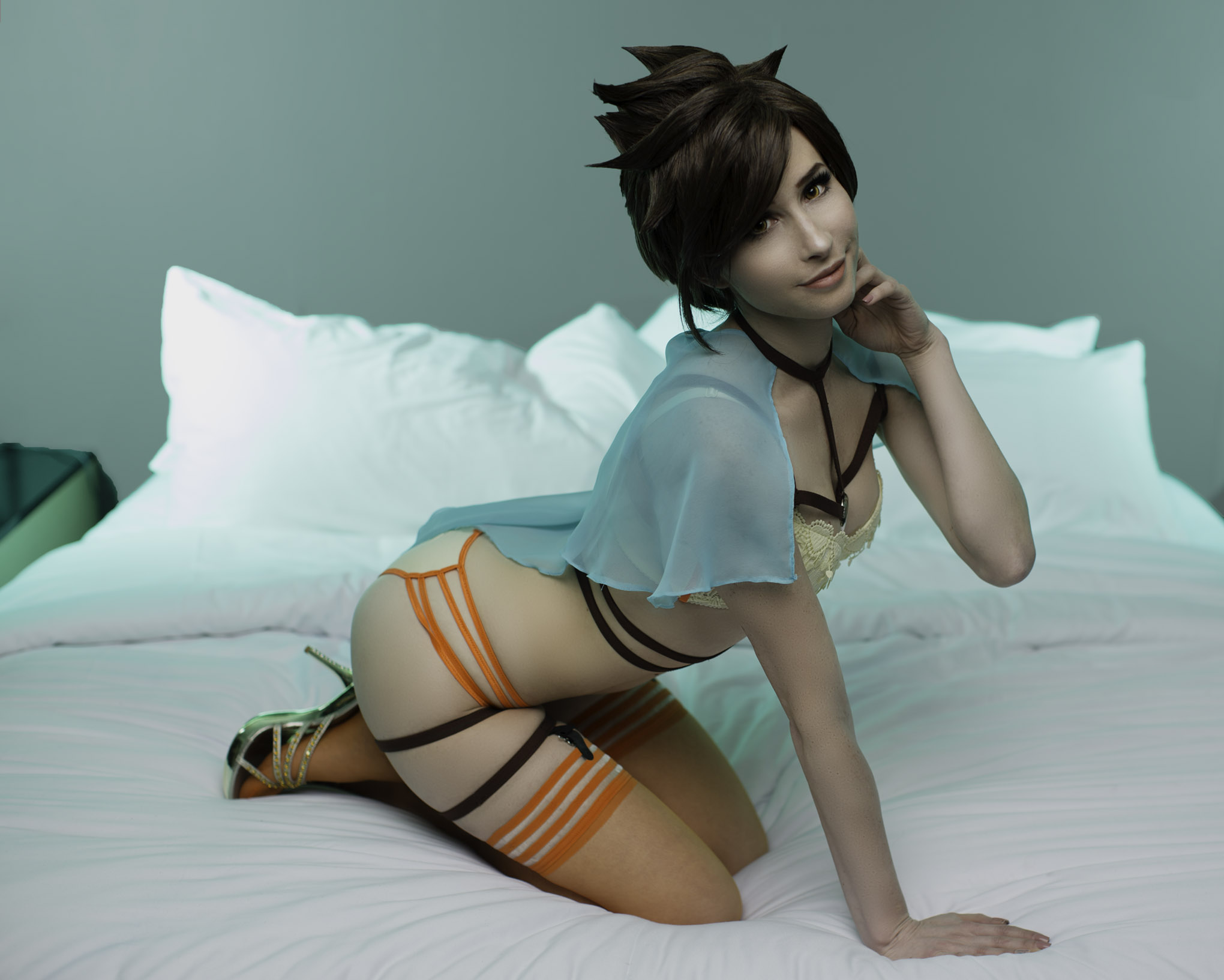 NSFW Overwatch Cosplay Was The Star Of The Show