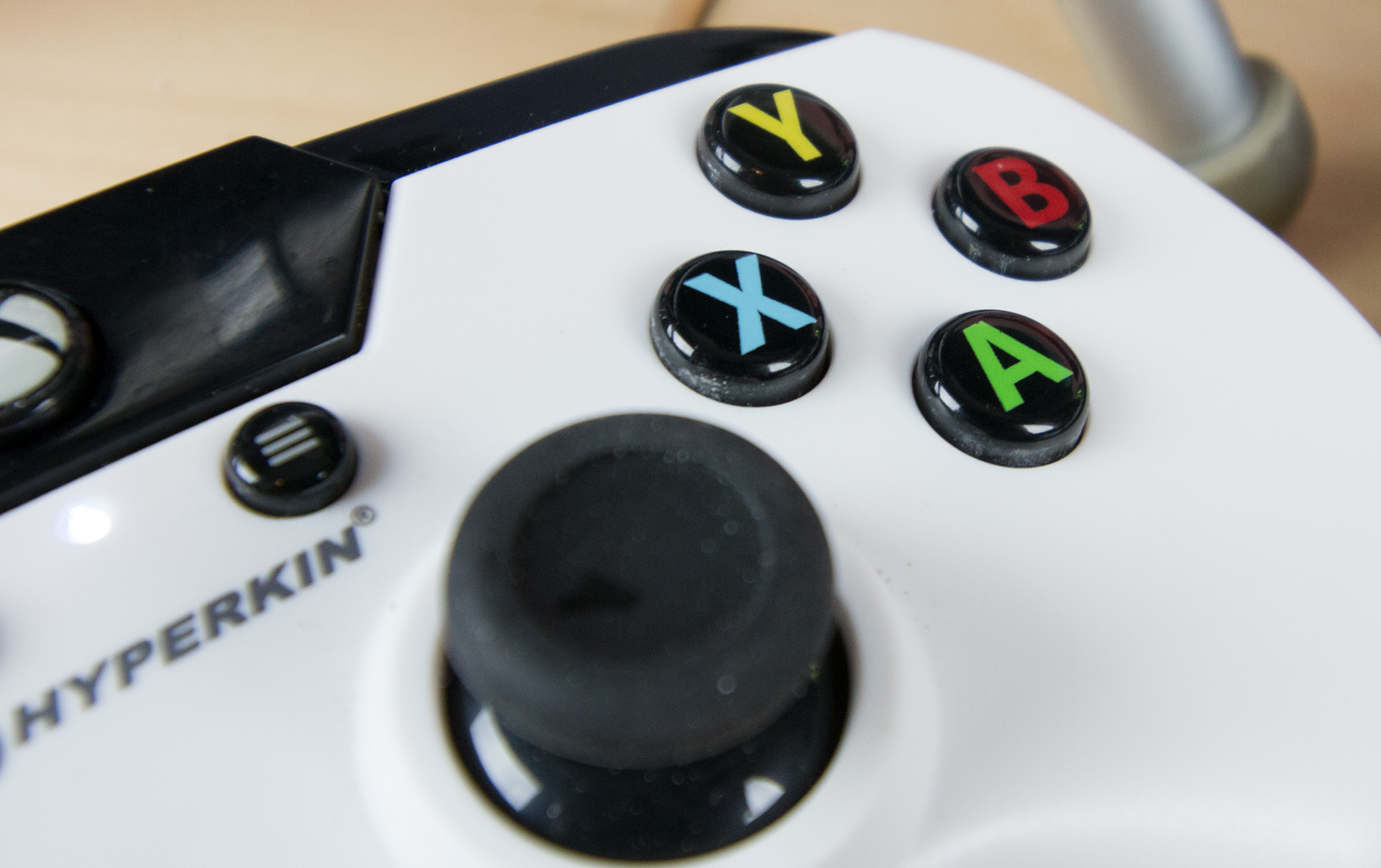 Hyperkin X91 Retro Controller Review: Past Imperfect