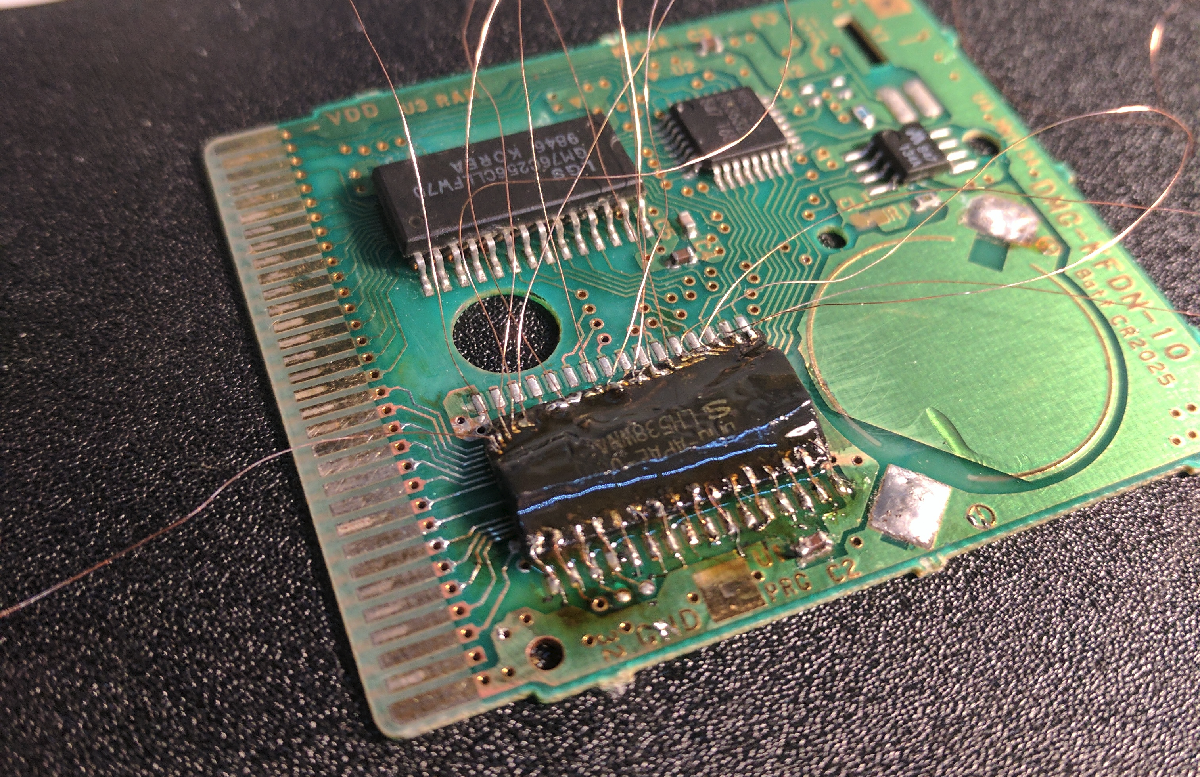 This Is How You Fix A Really Busted Copy Of Pokemon Red
