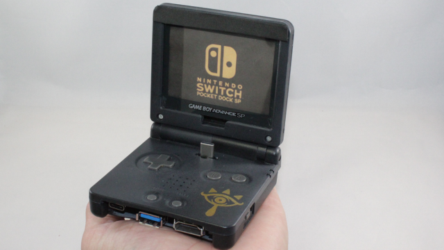 Fan Transforms Old Game Boy Advance SP Into A Nintendo Switch Dock