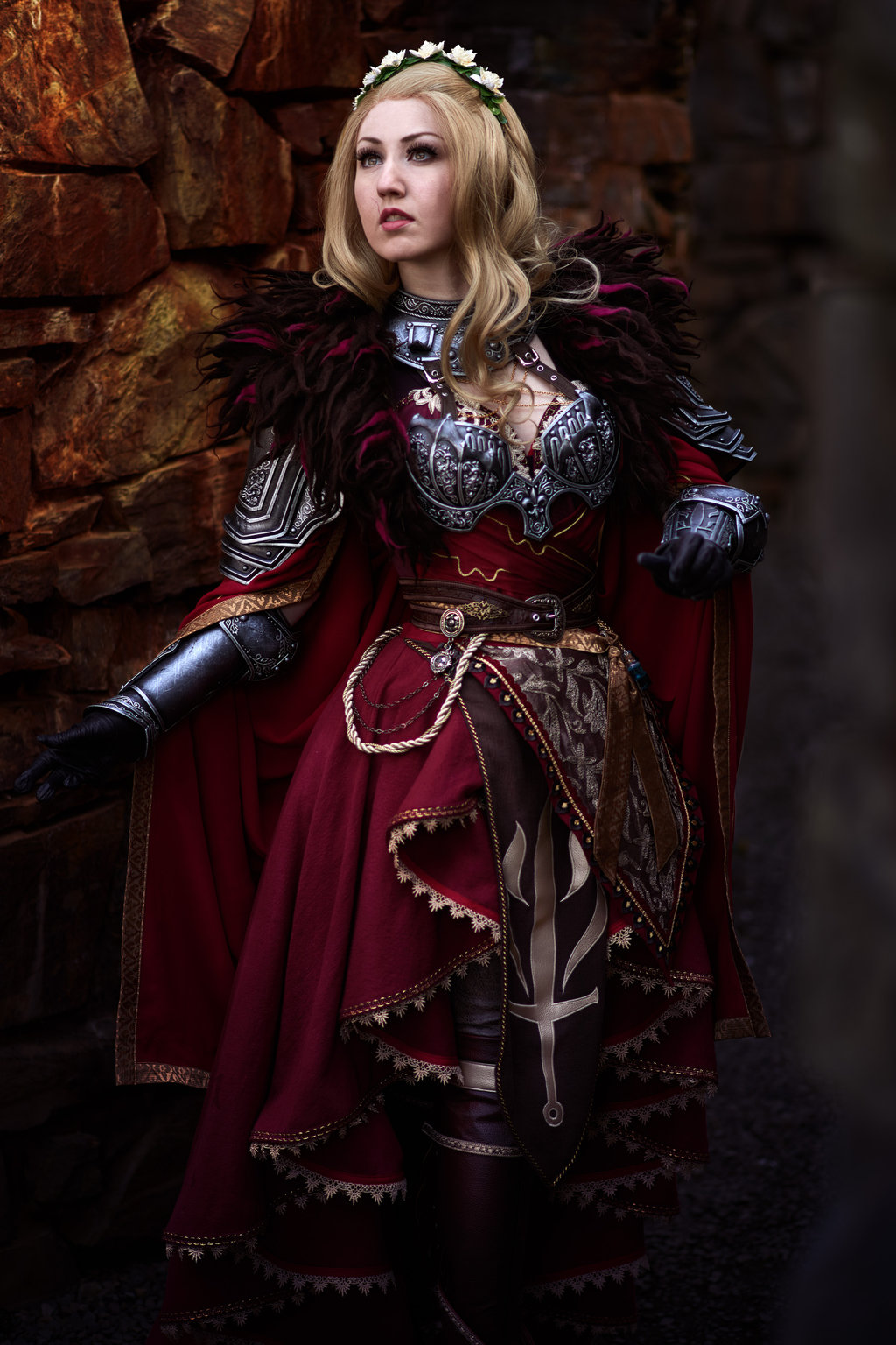 Dragon Age Cosplay Takes To The Hills