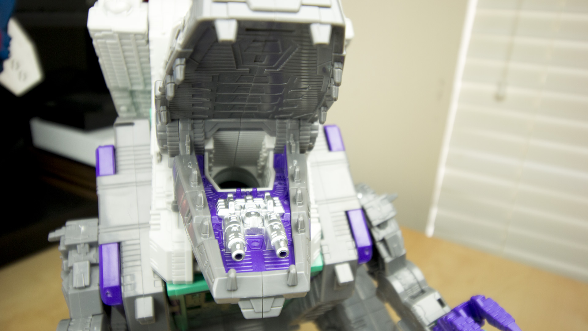 Playing Nicely With Transformers’ Biggest Decepticon Ever