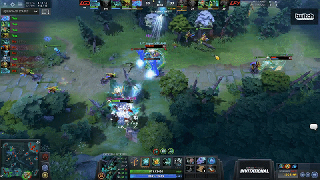 Dota 2 Team Fights While Its Ancient Falls To Pieces