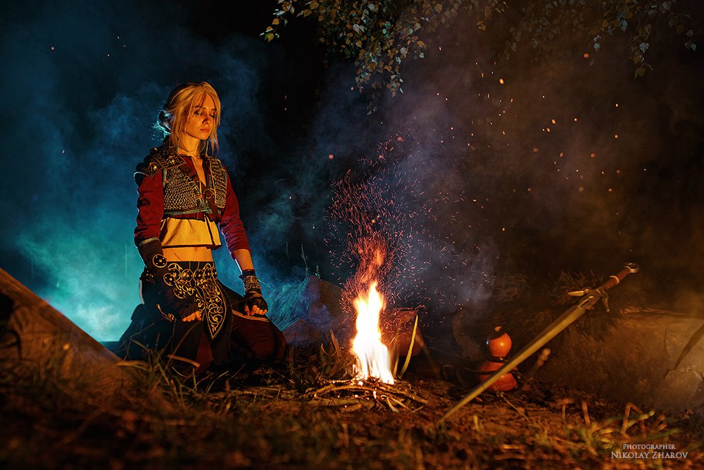 Witcher 3 Cosplay Is A Family Reunion