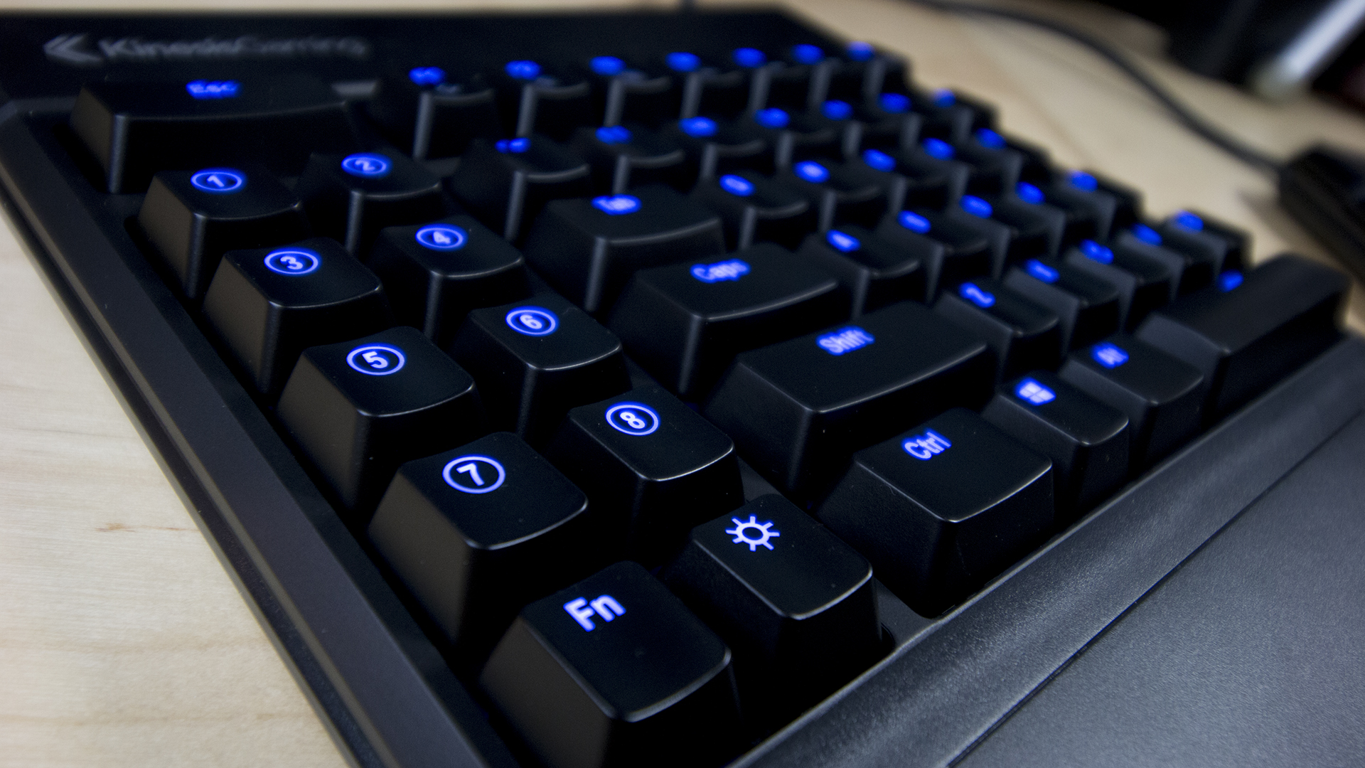 Kinesis Freestyle Edge Review: A Split Keyboard Built For Gaming