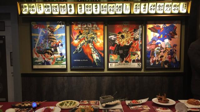If You Like Mecha Anime And Booze, This Tokyo Pub Is For You