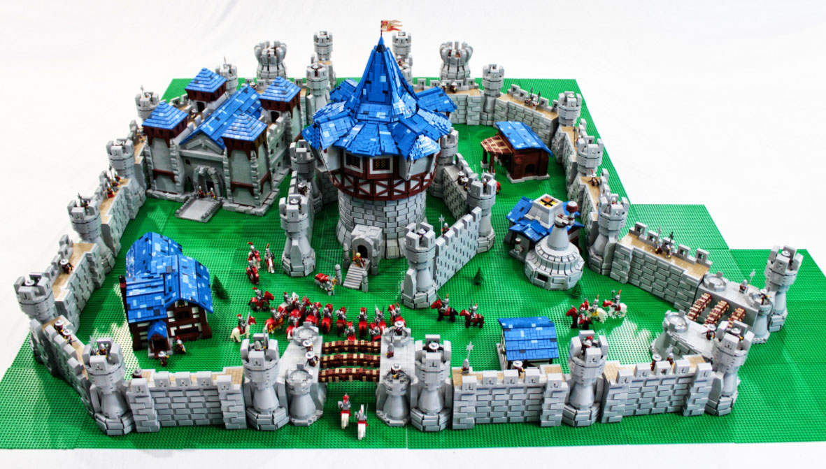 World Of Warcraft LEGO Castle Used Over 55,000 Pieces