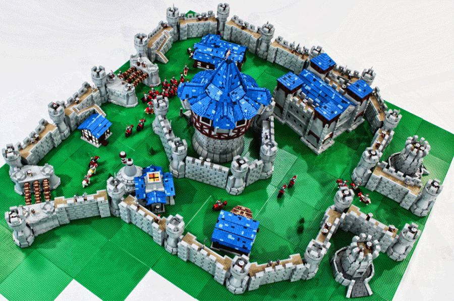 World Of Warcraft LEGO Castle Used Over 55,000 Pieces