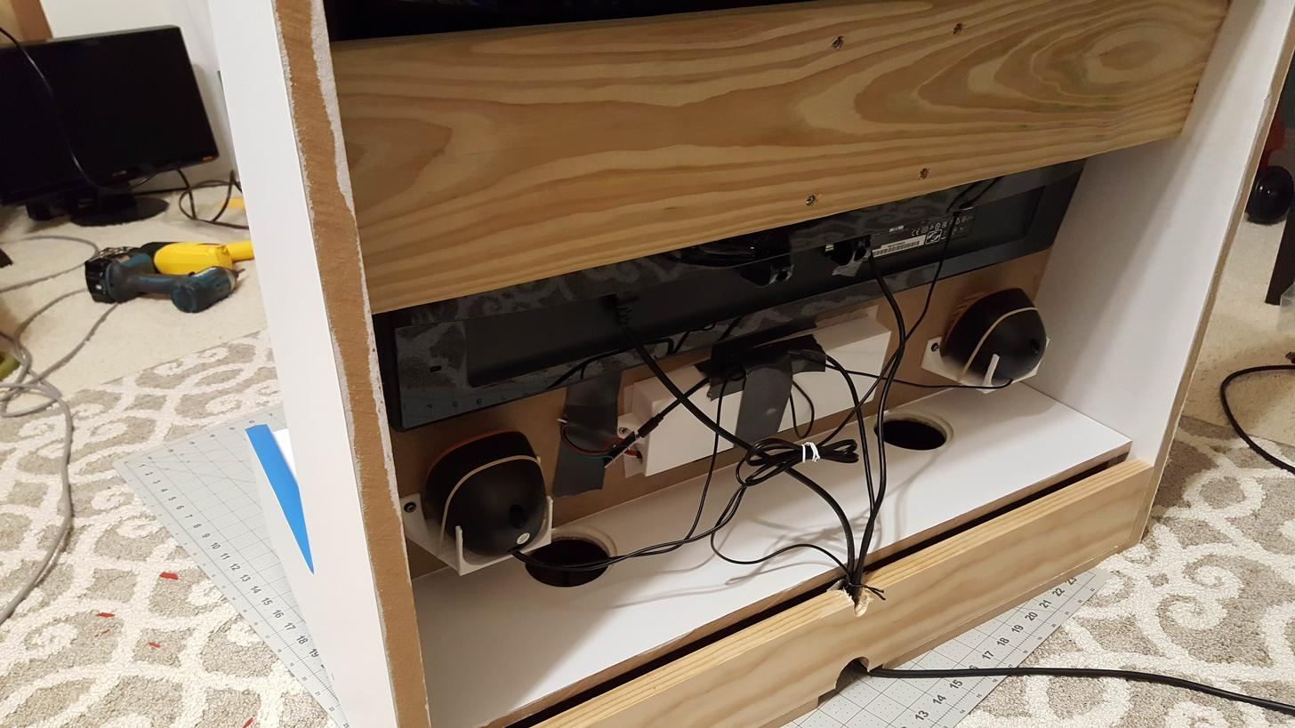 Guy Turns His Steam Link Into An Arcade Cabinet