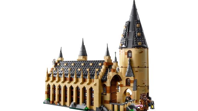 The New LEGO Harry Potter Line Starts With Hogwarts’ Great Hall