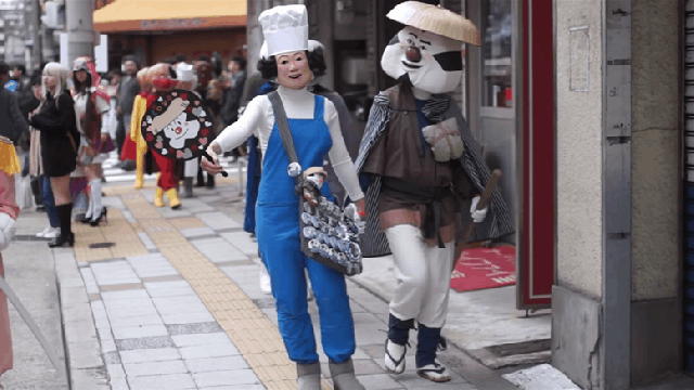 Osaka’s Cosplay Hit The Streets