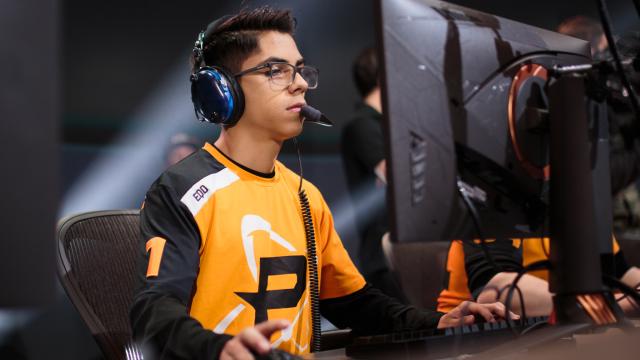 Overwatch League’s Eqo Faces Punishment After Making Slant-Eye Gesture On Stream