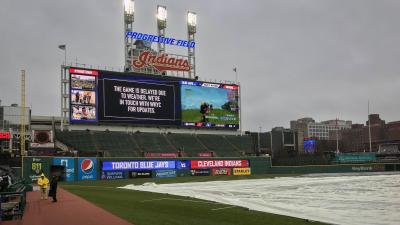 Cleveland Indians Make The Best Of Bad Weather With Some Jumbotron Fortnite