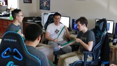 Meet The Medical Professionals Keeping Esports Pros Healthy