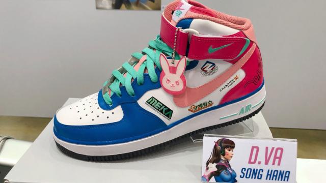 Nike, Make These Overwatch Sneakers