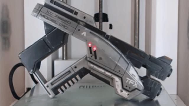 Replica Mass Effect Pistol Actually Folds