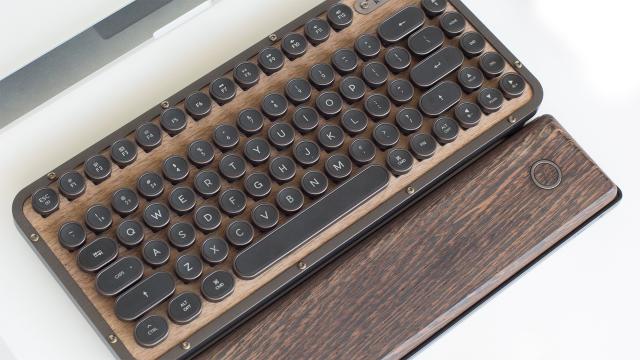 They Made A Compact Retro Keyboard Out Of Wood