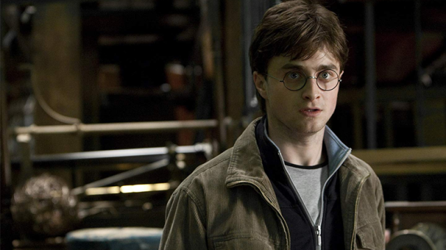 Daniel Radcliffe Has A Very Good Reason For Not Wanting To See Harry Potter And The Cursed Child