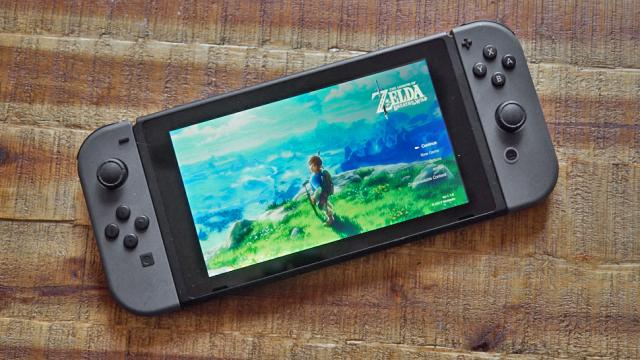 Report: Nintendo Has A Cheaper, Smaller Nintendo Switch Coming This Spring