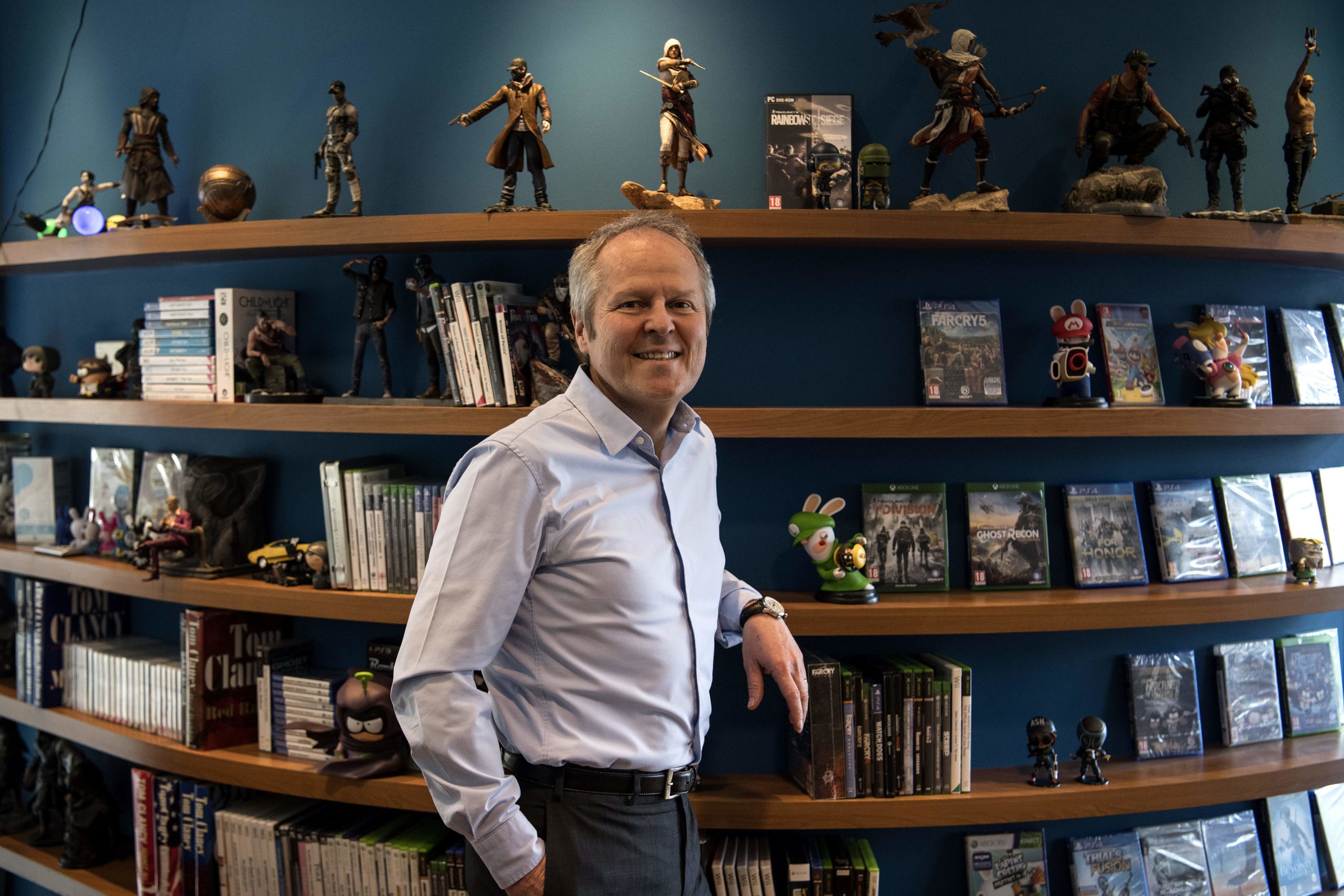 Ubisoft CEO Yves Guillemot posing in his office in the company's headquarters in 2018.  (Photo:  Christophe Archambault, Getty Images)