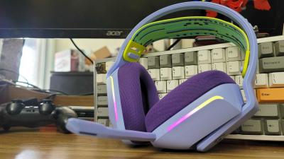 Here’s The Prettiest Purple Gaming Headset I Ever Did See