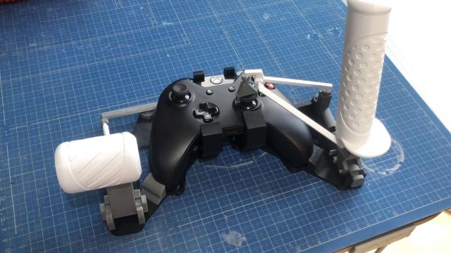 Turn Your Xbox Controller Into A Flight Stick