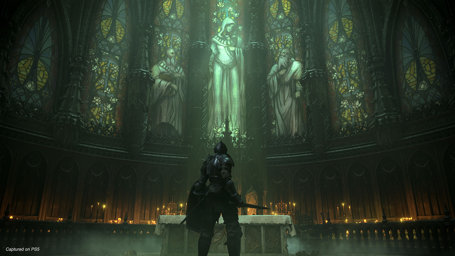 Playing a new-ish Souls game can feel kinda holy. (Screenshot: Sony)