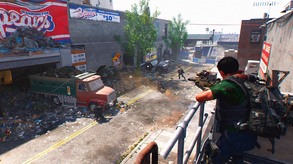 You'd only need a few mega-games, like The Division 2 (pictured), to fill up an Xbox's internal storage. (Screenshot: Ubisoft)