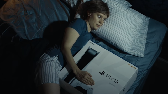 This SNL Skit Is All About Begging Santa For A PS5